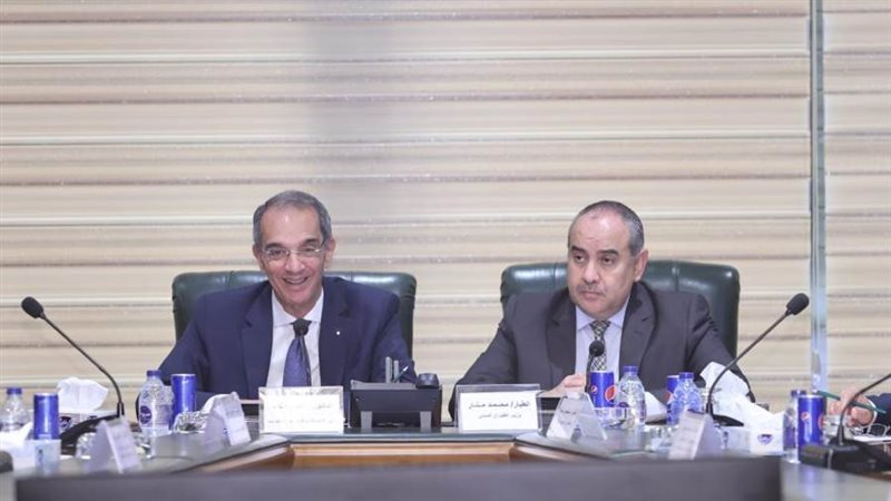 وزير الطيران ووزير