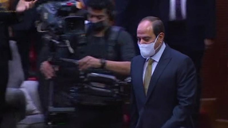 الرئيس السيسي يصل