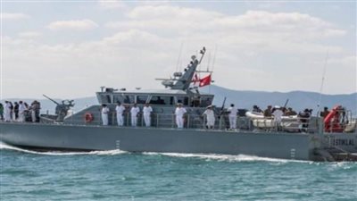 قوات البحرية التونسية تتمكن من إنقاذ 41 مهاجرًا غير شرعي شمال 