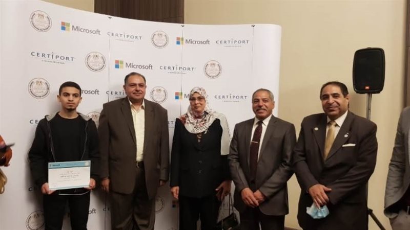 جانب من التكريم