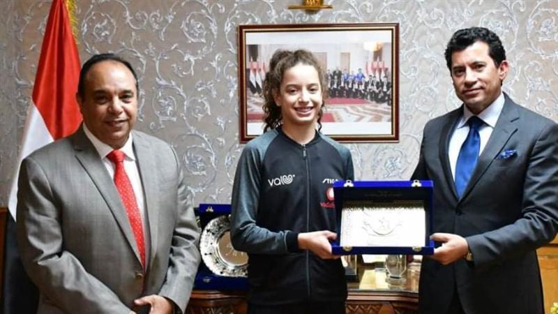 وزير الرياضة يكرم