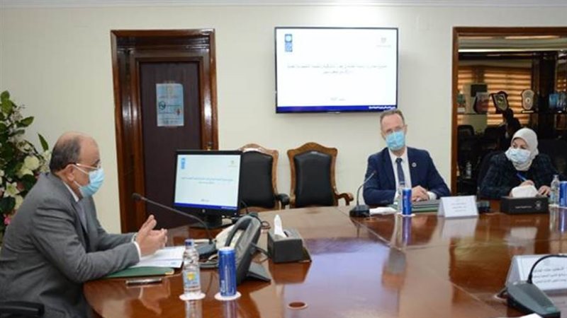 وزير التنمية المحلية