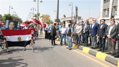وزير الشباب ومحافظا بني سويف والمنيا يطلقون ماراثون الدراجات 
