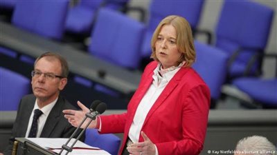 رئيسة البرلمان الألماني تعرب عن قلقها إزاء خطاب الكراهية على مواقع التواصل الاجتماعي