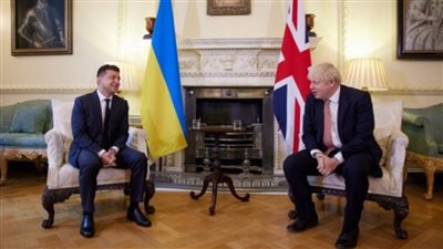 زيلينسكي وجونسون يبحثان قضايا أمن الطاقة والتسوية السلمية في دونباس
