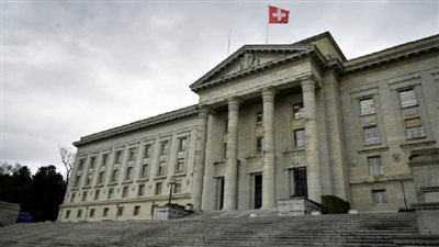 سويسرا تسلم الولايات المتحدة رجل أعمال روسيّا محتجزا لديها