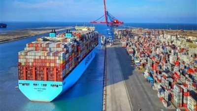 17 سفينة إجمالي الحركة الملاحية بموانئ بورسعيد