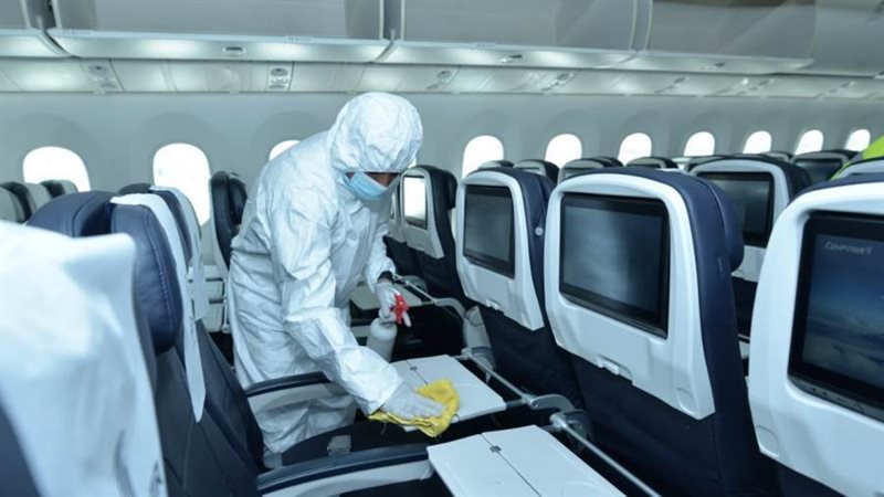 تعقيم طائرات مصر