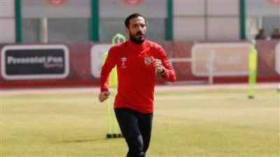 «معلول» ينضم لبعثة الأهلي في الدوحة