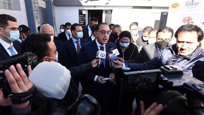 رئيس الوزراء: الدولة تعمل خلال المرحلة الراهنة على تعزيز وتحفيز وزيادة قدرات القطاع الخاص