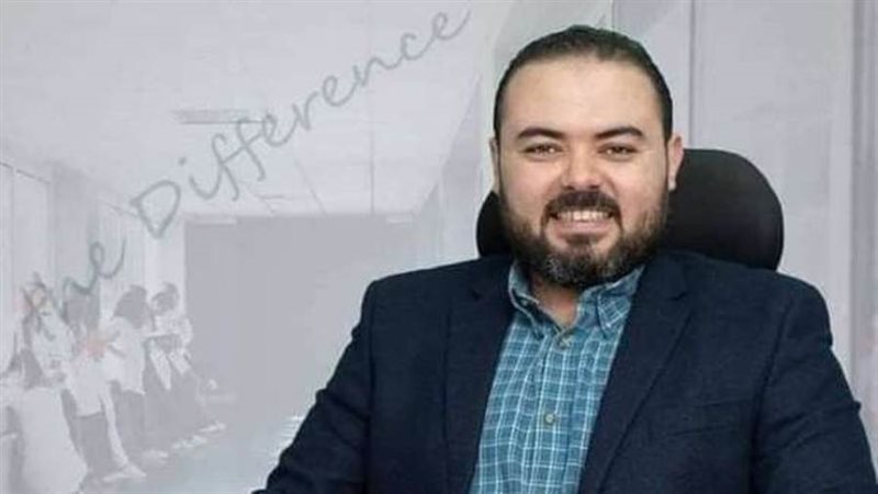 الدكتور احمد جلالة