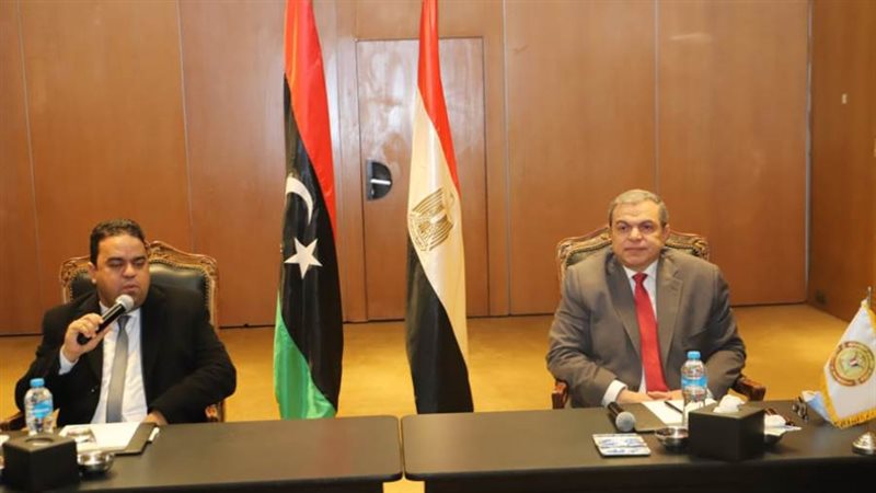 وزير القوى العاملة