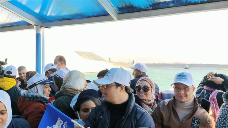 وفد قادرون باختلاف