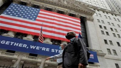 سوق الأسهم الأمريكية يغلق على انخفاض