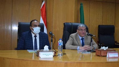 محافظ المنيا يؤكد على التنسيق والتكامل بين كافة الأجهزة بمشروعات حياة كريمة