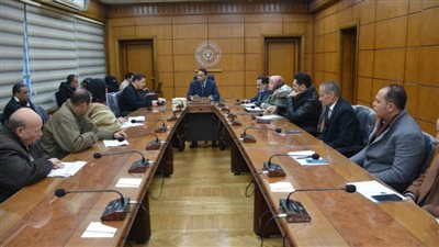 تسليم 4408 عقود تقنين أوضاع اليد للمواطنين بالدقهلية