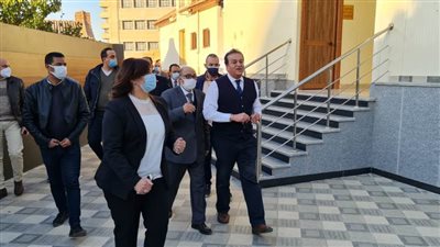 عبدالغفار يتفقد مركز التدريب والصيدلة بصحة أسيوط بعد تطويرهما بـ9 ملايين جنيه