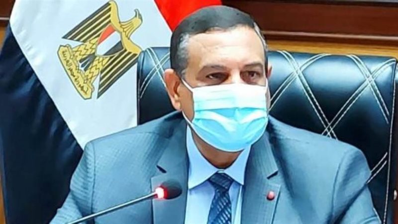 محافظ البحيرة