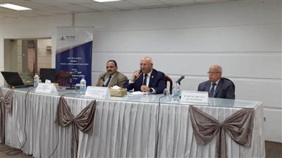 رئيس جامعة بنها يفتتح ورشة عمل اللوائح الدراسية بنظام الساعات المعتمد