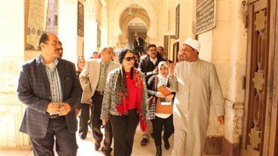 نائب رئيس جامعة أسيوط في زيارة المعهد الديني 