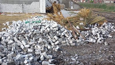 إزالة 5 حالات تعدٍ على الأراضى الزراعية فى حملة بالبحيرة