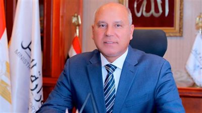 وزير النقل يؤكد أهمية مشاركة القطاع الخاص لشركات الحكومة وقطاع الأعمال في تنفيذ مشروعات الدولة