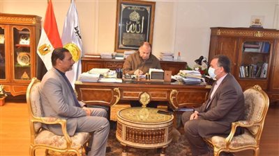 محافظ أسيوط يعتمد جدول امتحانات الفصل الدراسى الأول للمراحل التعليمية