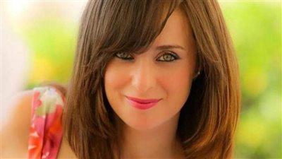 إنجي أبو زيد: الواقع أكثر ألمًا من قصص 