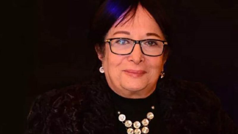 الفنانة سميرة عبد