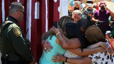 واشنطن: لم شمل 100 عائلة كانت إدارة ترامب قد فصلت أفرادها عند الحدود مع المكسيك