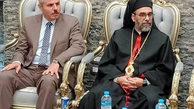 مندور يهنئ الأقباط