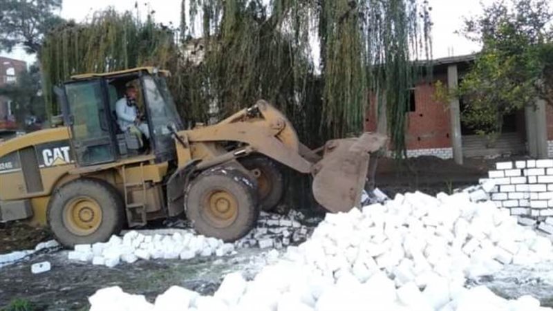 إزالة 8 حالات تعد