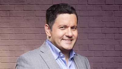 إدوارد ليس كوميديًا في 