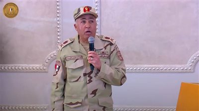 اللواء كرم سالم يستعرض مشروع تنمية جنوب الوادي 