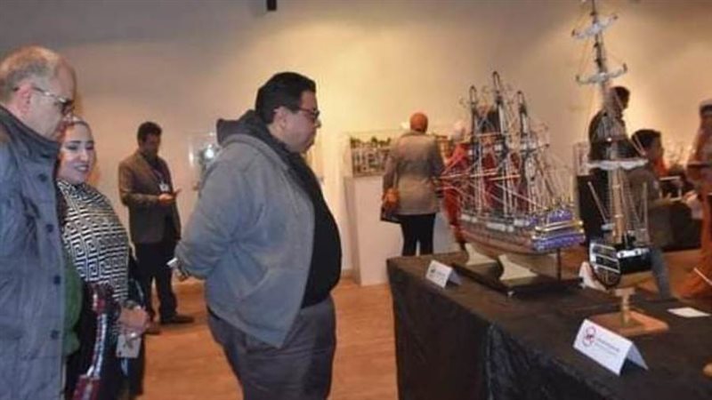 جانب من المعرض