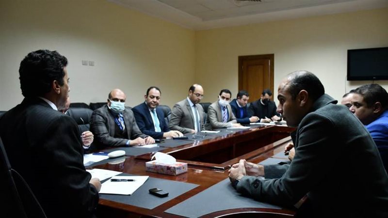 الوزير والشباب