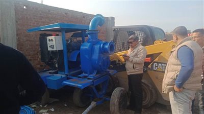 حملات مكبرة لمتابعة محطات الصرف ومراجعة صفايات الأمطار بالبحيرة