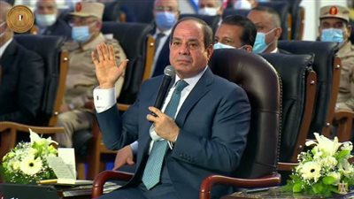الرئيس السيسي فى رسالة جادة للمصريين: الفقر اللى احنا فيه ليه حلول