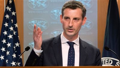 واشنطن تطالب موسكو بالإفراج عن اثنين من الأمريكيين دون قيد أو شرط