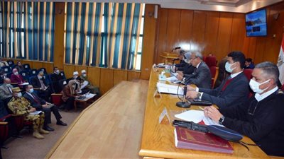 14 توجيهًا وقرارًا حصيلة المجلس التنفيذى للقليوبية