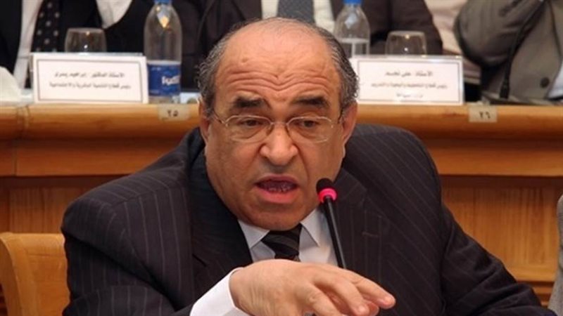 الدكتور مصطفى الفقي