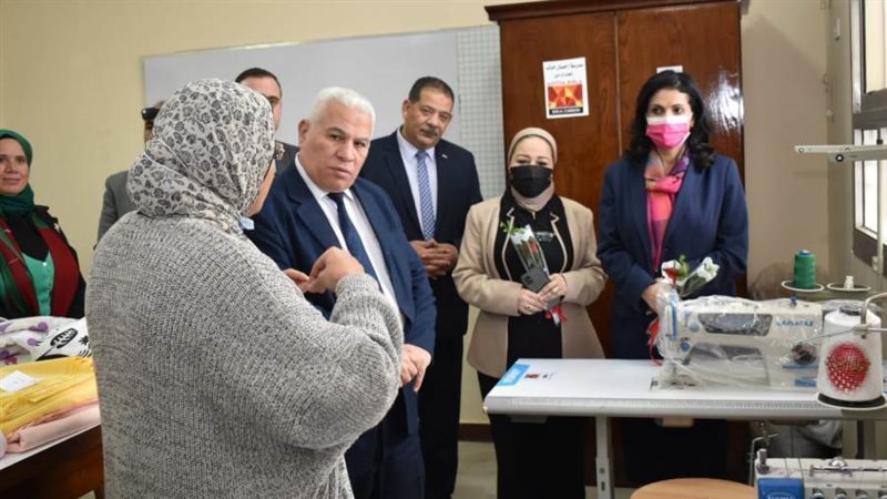 افتتاح ورشتين لتعليم