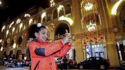 شوارع مصر تتزين بالبهجة واحتفالات المصريين بقدوم 2022