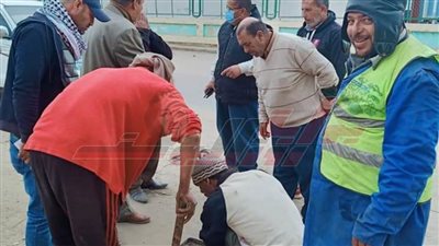 تسليك بلوعات الصرف الصحي لتصريف مياه الأمطار بكفر الشيخ
