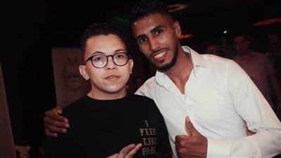 «نبع الحنان» أغنية جديدة باللهجة المصرية للمطرب المغربي بدر عنتر