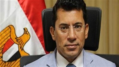 وزير الشباب والرياضة يكرم متطوعي الوزارة المشاركين في معرض إيديكس الدولي