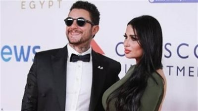 الفيشاوي يتجاهل انفصاله ويكشف صدفة طبيب سمية الألفي