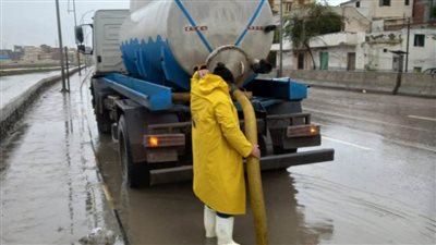   نوة راس السنة تستأسد على عروس المتوسط 