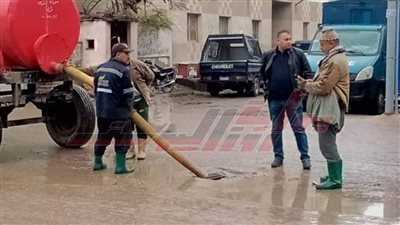 هيكل يتابع الانتشار المكثف لمعدات كسح مياه الأمطار بسيدي سالم