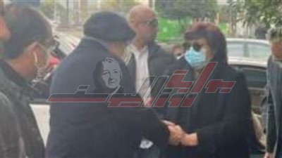 تلاميذ ومحبو د. جابر عصفور يودعونه من جامعة القاهرة